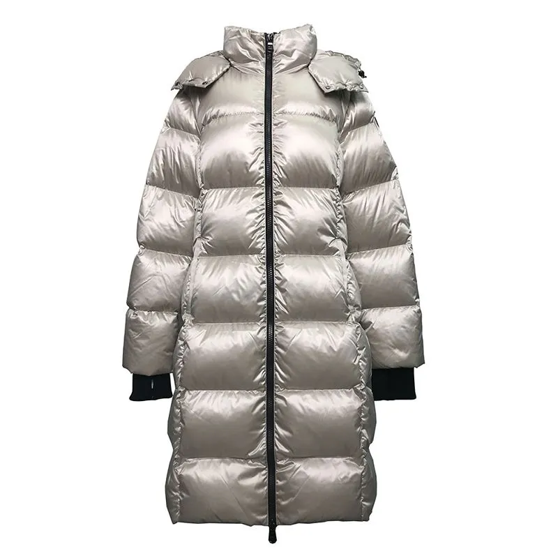 Ġakketta 'l isfel ħoxna tan-nisa